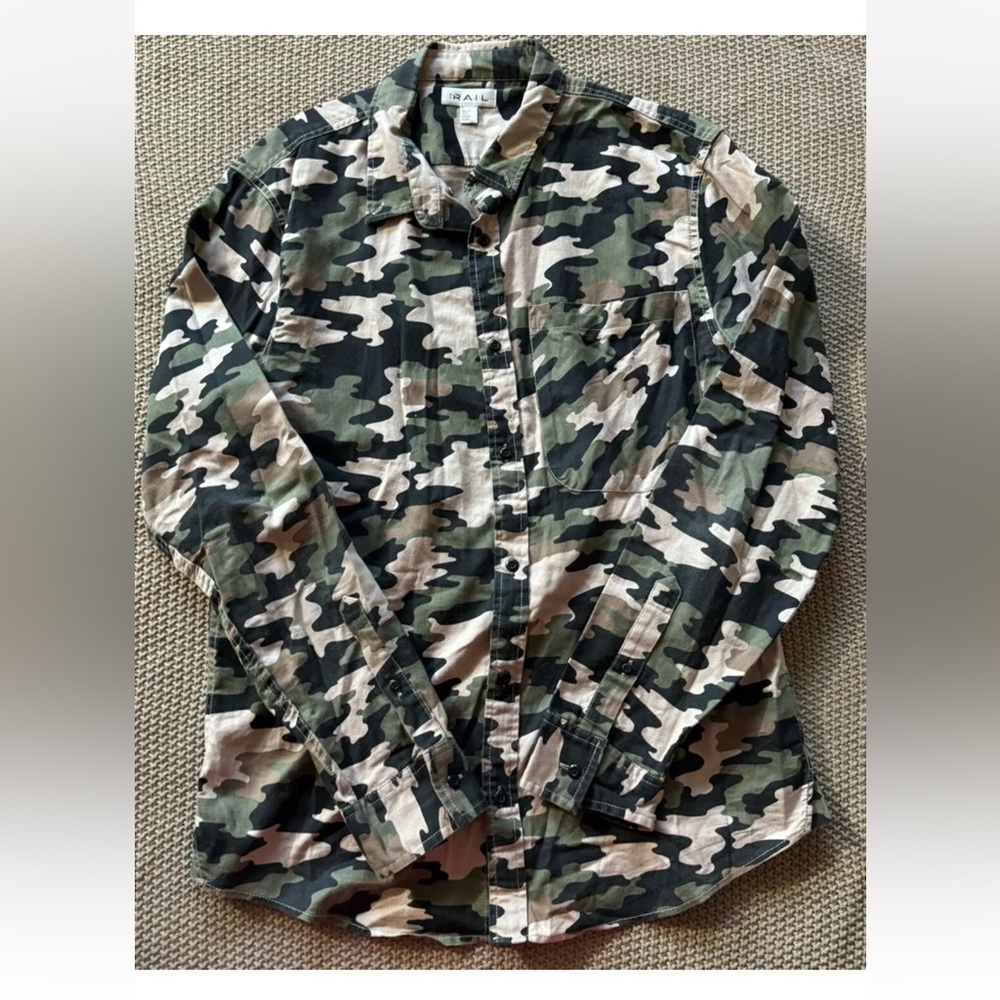 The Rail Mens Button Down Camo Shirt Long Sleeve Size‎ Large